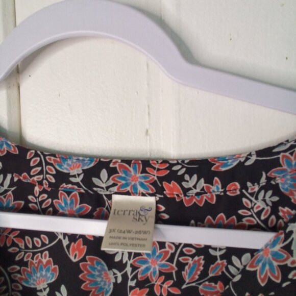 Terra & Sky Blouse Women 3X Button Up 3/4 Sleeve Floral Black Blue Red - Picture 10 of 15